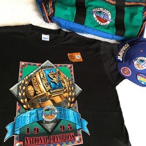 Vintage 1995 Seattle NCAA Final Four T-Shirt LOT